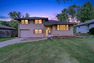 3804 Seward Ave, Rockford, IL 61108 - Photo 1