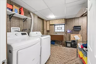 5325 N Linder Ave, Chicago, IL 60630 - Photo 23