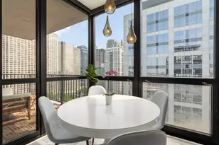 210 S Desplaines St, Chicago, IL 60661 - Photo 7