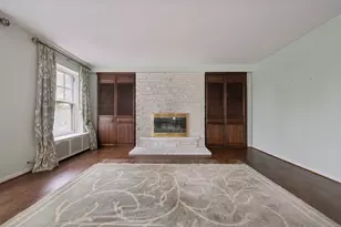 5490 S South Shore Dr, Chicago, IL 60615 - Photo 5