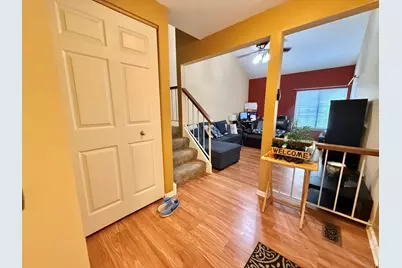 752 Biloxie Court #752, Carol Stream, IL 60188 - Photo 5