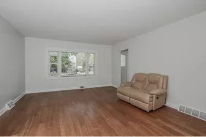 4507 Dorset Avenue, Lisle, IL 60532 - Photo 3