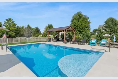 711 Jorstad Drive, North Aurora, IL 60542 - Photo 3