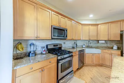 2498 Waterbury Lane, Buffalo Grove, IL 60089 - Photo 17