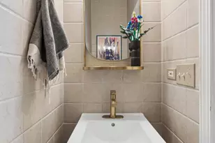 2607 N Hamlin Ave, Chicago, IL 60647 - Photo 11