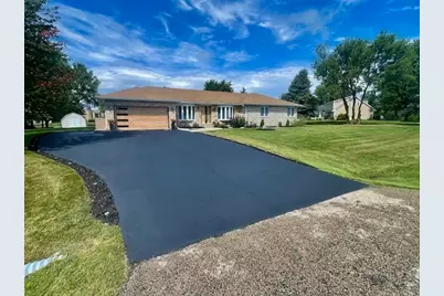 13N568 Gunpowder Lane, Elgin, IL 60123 - Photo 1