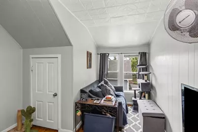 102 S Liberty Street #3, Elgin, IL 60120 - Photo 11