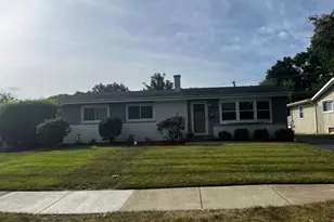 513 E Highland Ave, Mount Prospect, IL 60056 - Photo 1