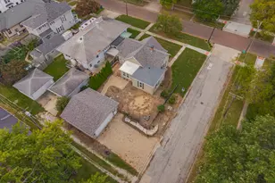 502 W Grove St, Pontiac, IL 61764 - Photo 37