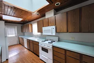 25 Thrush Rd, Carpentersville, IL 60110 - Photo 5