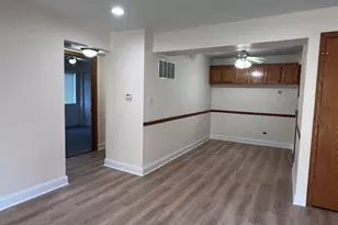 7109 Laverne Ln, Tinley Park, IL 60477 - Photo 7