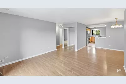 2215 Nichols Road #21F, Arlington Heights, IL 60004 - Photo 5