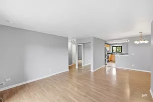 2215 Nichols Rd, Arlington Heights, IL 60004 - Photo 5