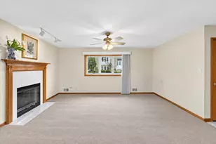 11147 Saratoga Dr, Orland Park, IL 60467 - Photo 15