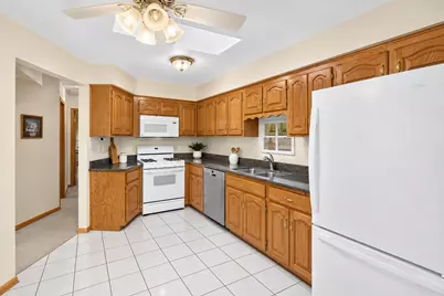 11147 Saratoga Drive, Orland Park, IL 60467 - Photo 5