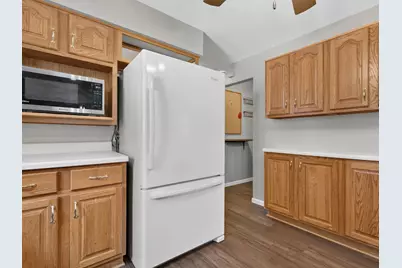 520 Johnson Avenue, Morris, IL 60450 - Photo 15