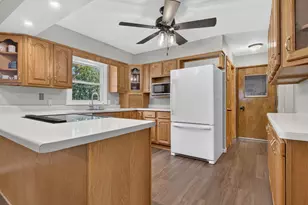 520 Johnson Ave, Morris, IL 60450 - Photo 11