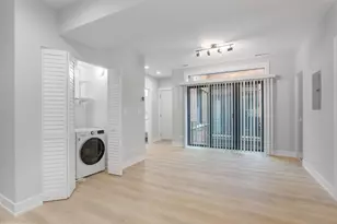 1558 5 W Juneway Terrace, Chicago, IL 60626 - Photo 3