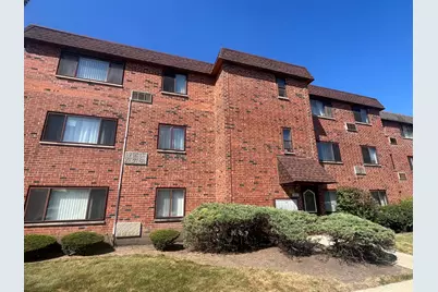 1852 S Anna Marie Drive #303, Mount Prospect, IL 60056 - Photo 1