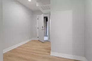 1558 W Juneway Terrace, Chicago, IL 60626 - Photo 9