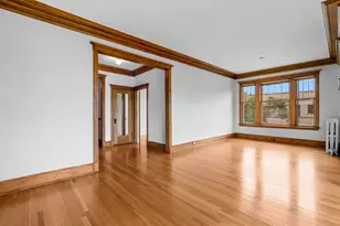 1330 W Birchwood Ave, Chicago, IL 60626 - Photo 9