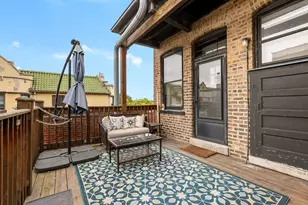 1330 W Birchwood Ave, Chicago, IL 60626 - Photo 29