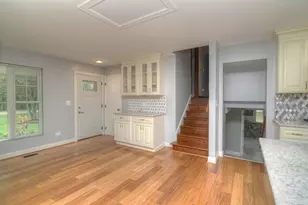 5N712 Garden Ave, Roselle, IL 60172 - Photo 13