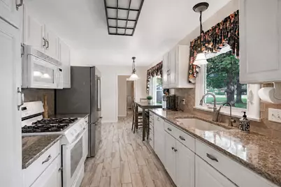 11518 Algonquin Road, Huntley, IL 60142 - Photo 9