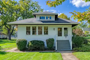 224 S Walnut St, Itasca, IL 60143 - Photo 1