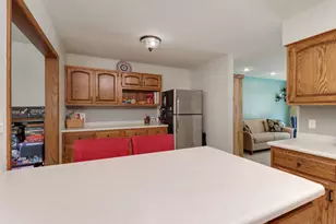 719 Kathleen Dr, Normal, IL 61761 - Photo 9