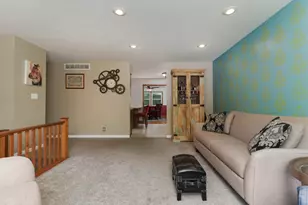 719 Kathleen Dr, Normal, IL 61761 - Photo 5