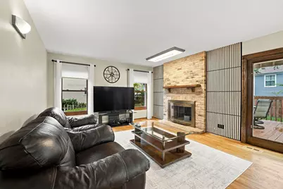 1011 E Amberwood Circle, Naperville, IL 60563 - Photo 17