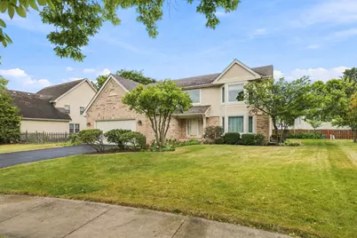 1011 E Amberwood Circle, Naperville, IL 60563 - Photo 1