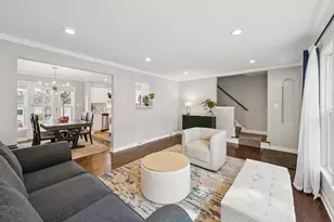5328 Davis St, Skokie, IL 60077 - Photo 5