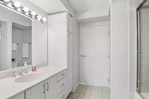 9715 Woods Dr, Skokie, IL 60077 - Photo 21