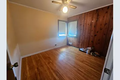 [Address not provided], Des Plaines, IL 60018 - Photo 9