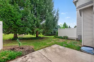 2154 Patriot Dr, Dekalb, IL 60115 - Photo 33