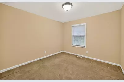 2154 Patriot Drive, Dekalb, IL 60115 - Photo 23