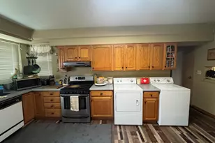 110 N West St, Cambridge, IL 61238 - Photo 19