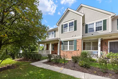 641 W Moreland Avenue, Addison, IL 60101 - Photo 1
