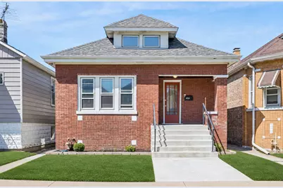 4824 S Tripp Avenue, Chicago, IL 60632 - Photo 1