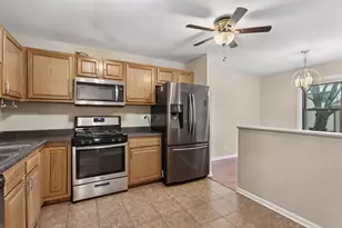 285 Navajo Dr, Bolingbrook, IL 60440 - Photo 11