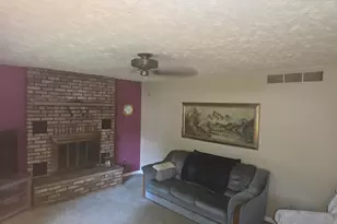 125 S Fisher St, Mclean, IL 61754 - Photo 3