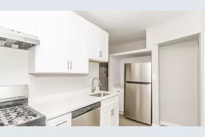 2722 W Rosemont Avenue #3, Chicago, IL 60659 - Photo 5