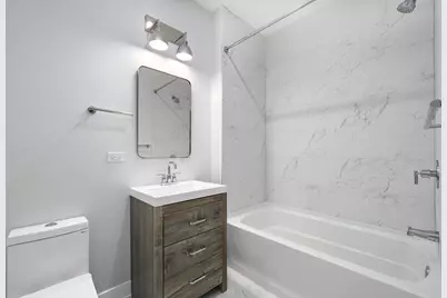 825 E 61st Street #309, Chicago, IL 60637 - Photo 9