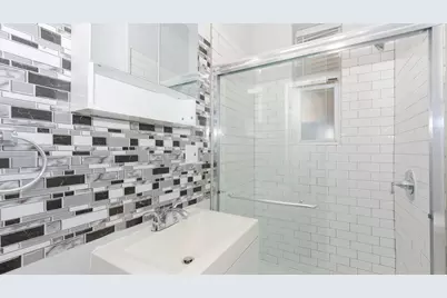 2821 W 25th Street #2F, Chicago, IL 60623 - Photo 11