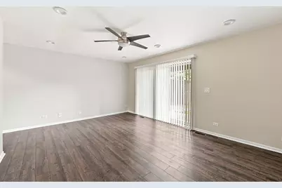 2651 S Cedar Glen Drive, Arlington Heights, IL 60005 - Photo 19