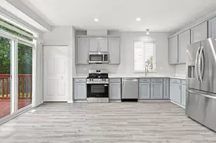705 Silver Leaf Dr, Joliet, IL 60431 - Photo 13