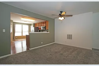 2436 Emily Lane, Elgin, IL 60123 - Photo 7