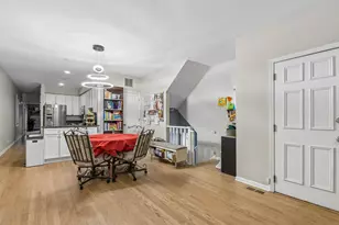 3351 N Southport Ave, Chicago, IL 60657 - Photo 3